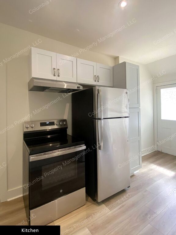 Gallery Image 28963 for 1310 Maple Street. Contact us if you would like an assisted tour.