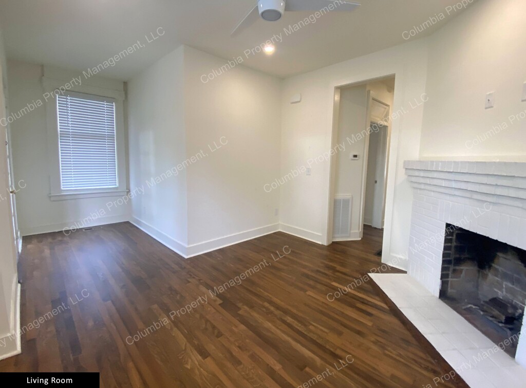 Gallery Image 28956 for 1310 Maple Street. Contact us if you would like an assisted tour.