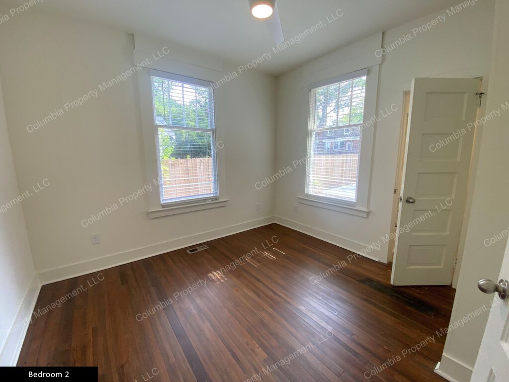Gallery Image 28965 for 1310 Maple Street. Contact us if you would like an assisted tour.