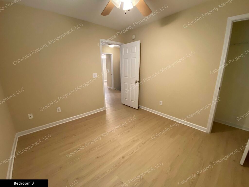 Gallery Image 28815 for 2169 Lake Carolina Drive. Contact us if you would like an assisted tour.