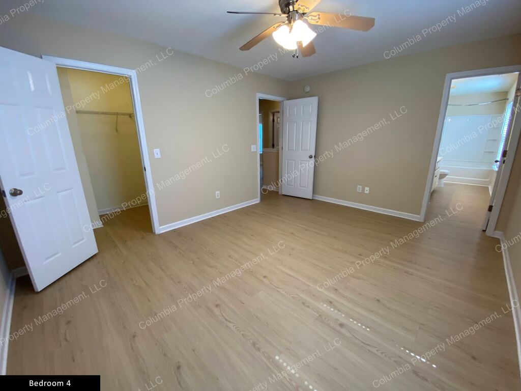Gallery Image 28819 for 2169 Lake Carolina Drive. Contact us if you would like an assisted tour.