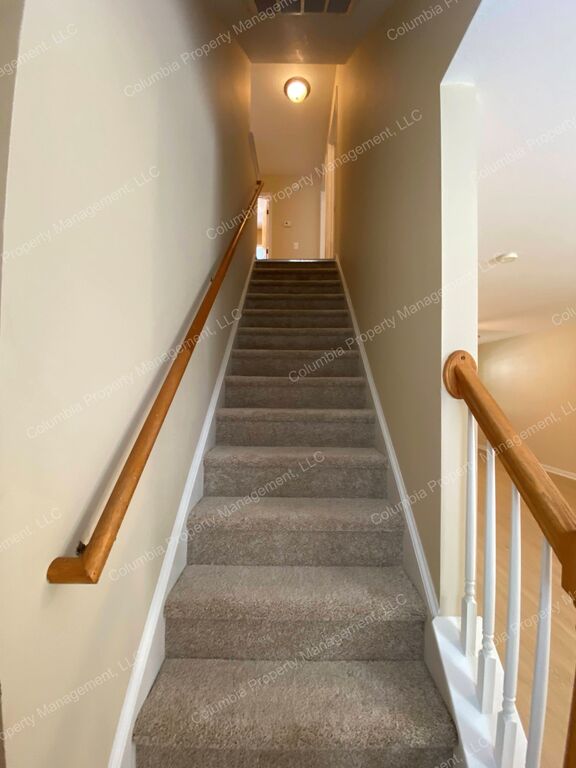 Gallery Image 28808 for 2169 Lake Carolina Drive. Contact us if you would like an assisted tour.