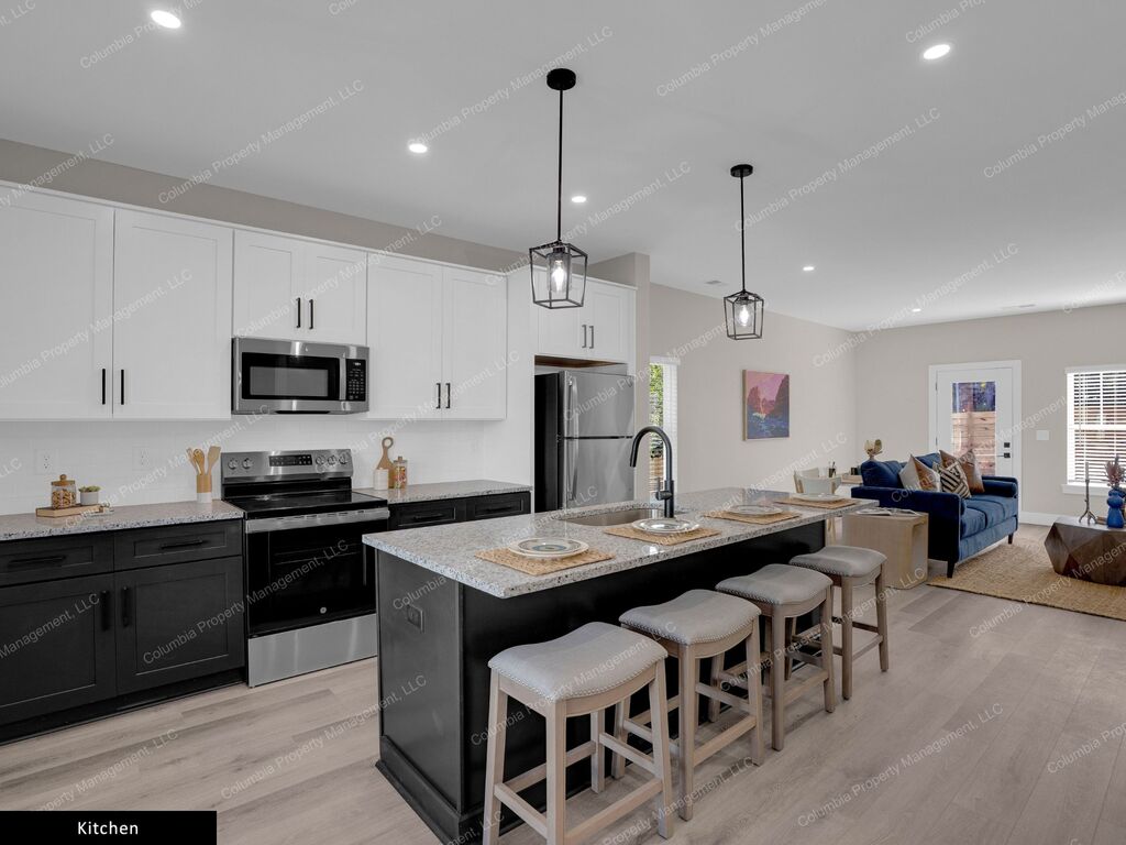 Gallery Image 28915 for Fieldstone Ten. Contact us if you would like an assisted tour.