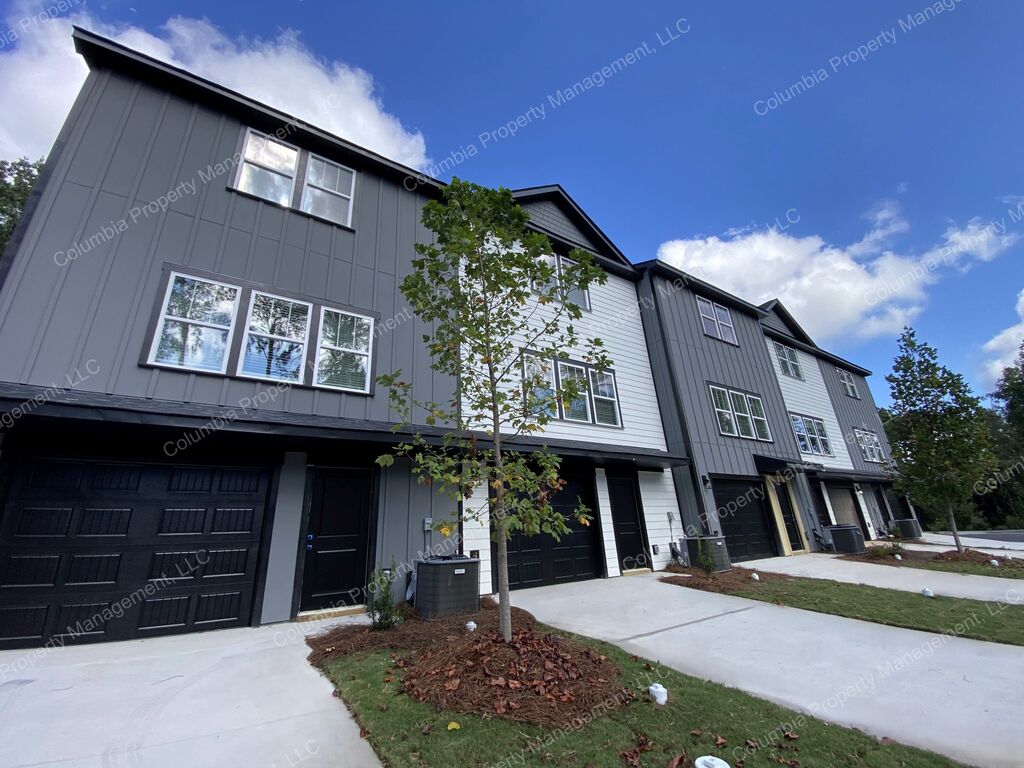 Gallery Image 28883 for Fieldstone Ten. Contact us if you would like an assisted tour.