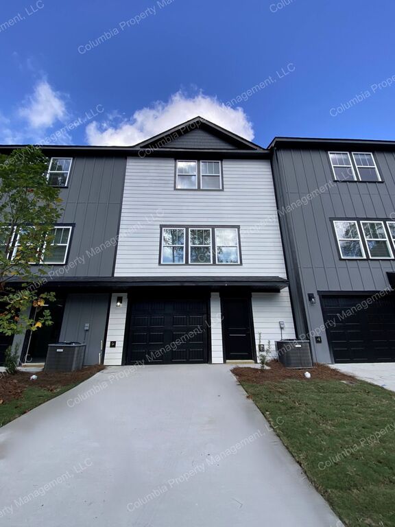 Gallery Image 28884 for Fieldstone Ten. Contact us if you would like an assisted tour.